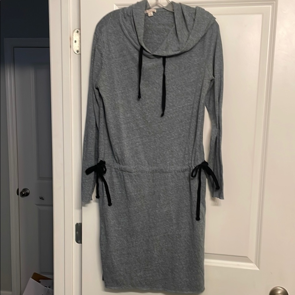 GAP Gray Cowl Neck Long Sleeve Dress Size M
